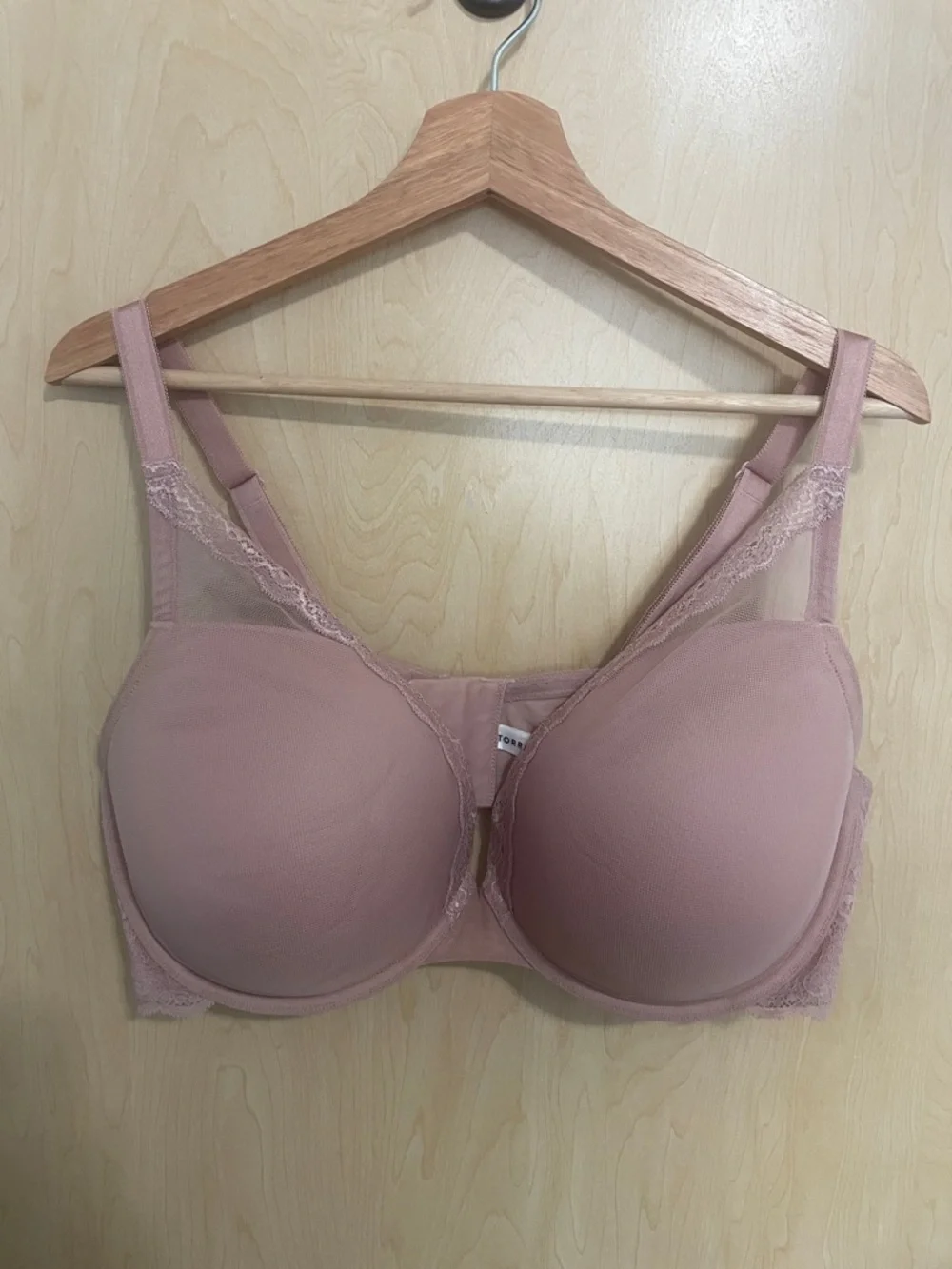 Torrid Curve Push-Up Plunge Molded Cup Lace-Trim Bra in Dusty Rose 42DDD - Picture 2 of 11